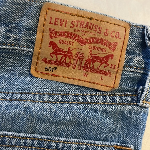 Levi 501 shorts - Picture 6 of 6